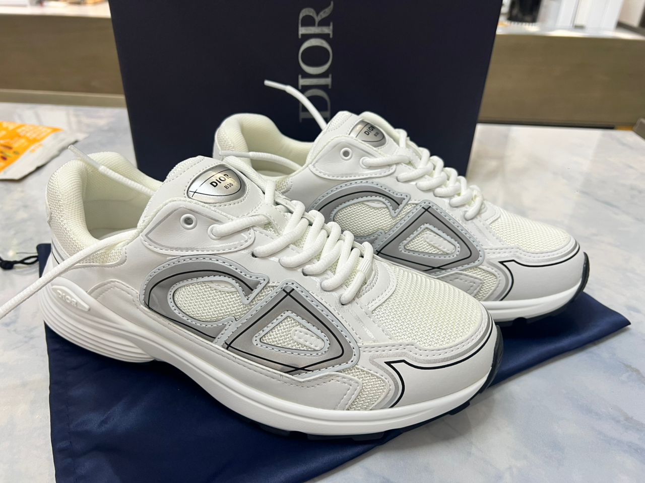 Dior B30